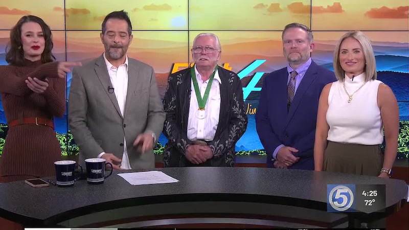 Johnny Raven receives Hometown Heart Award for work with ‘Vets with Guitars’ program